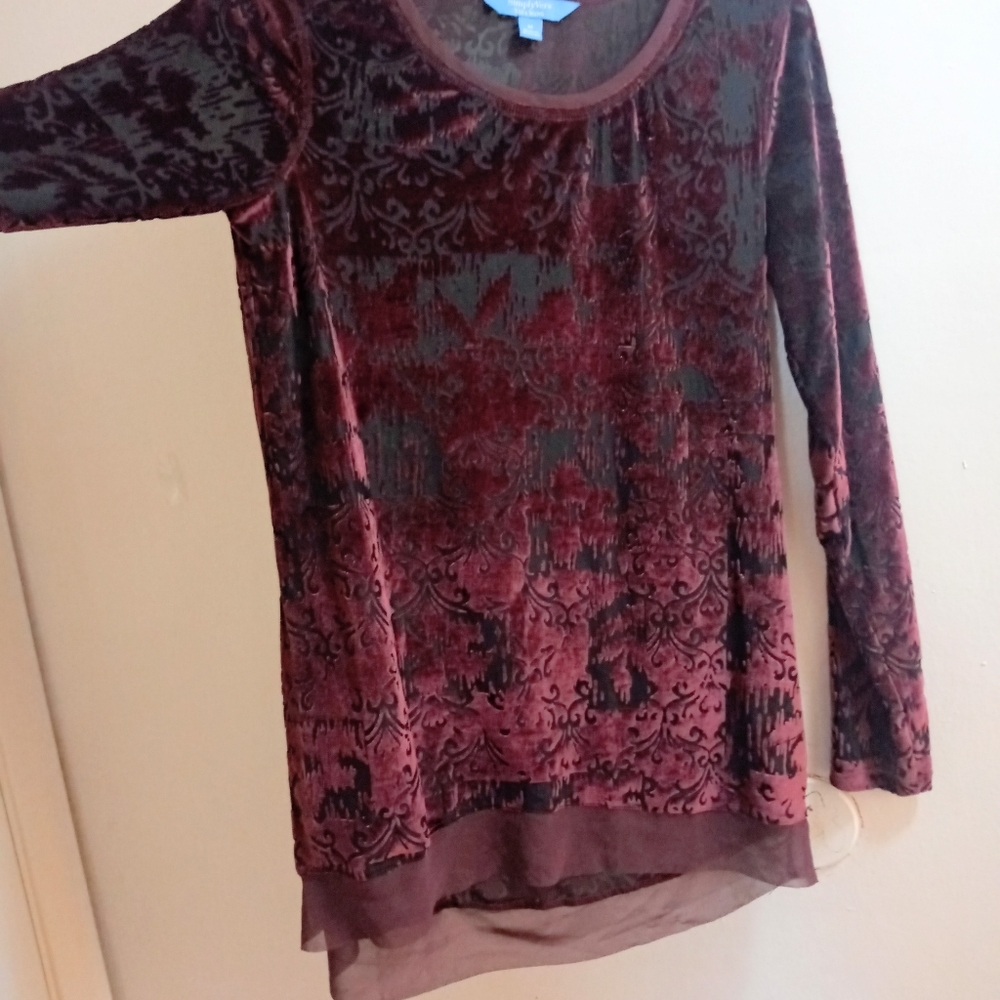 - Simply Vera Vera Wang Top